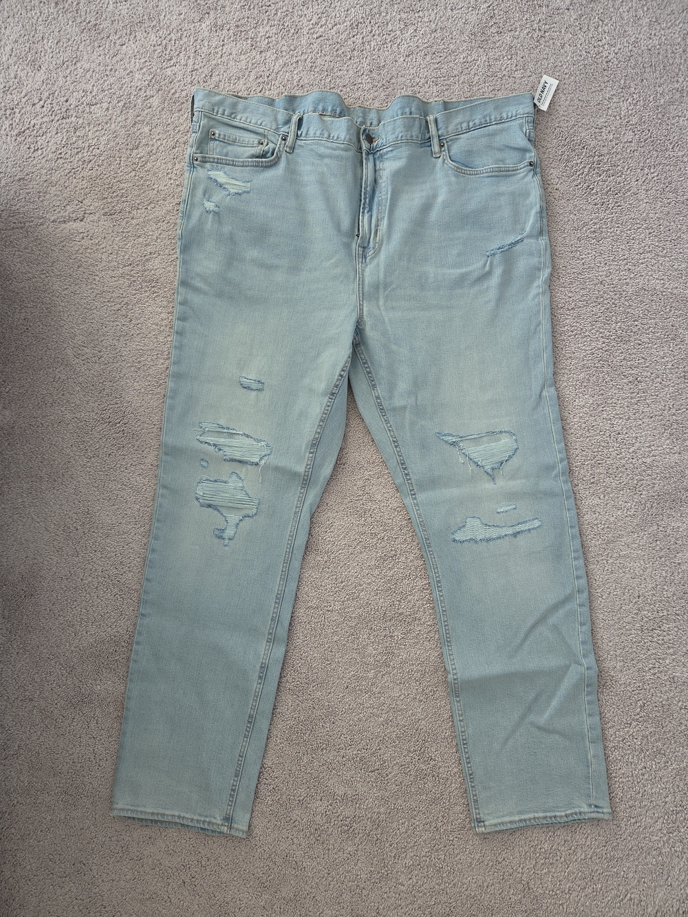 Old Navy Men's Light Blue Distressed Jeans New With Tag